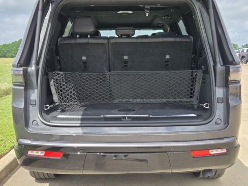 New 2026 Jeep Grand Wagoneer Summit AWD/4WD image 7