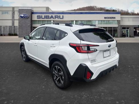 Used 2024 Subaru Crosstrek 2.0i Premium w/ Crosstrek Mirror Package AWD/4WD image 6