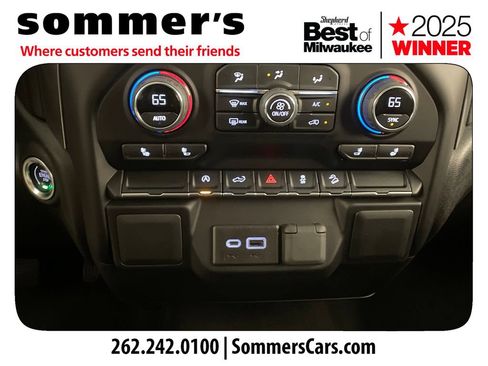 Used 2022 Chevrolet Silverado 1500 RST AWD/4WD image 16