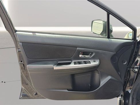 Used 2016 Subaru Crosstrek 2.0i Premium image 17