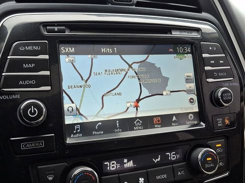 Used 2017 Nissan Maxima Platinum w/ Interior Lighting Package image 18