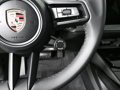 Certified 2026 Porsche Cayenne AWD/4WD image 11