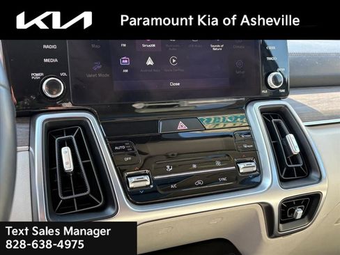 Certified 2023 Kia Sorento S w/ Panoramic Sunroof Package image 11