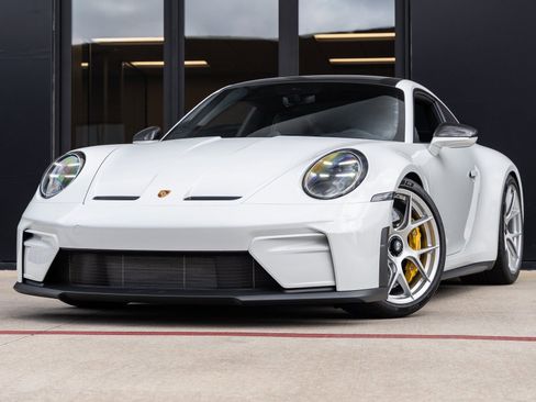 Certified 2026 Porsche 911 GT3 image 1