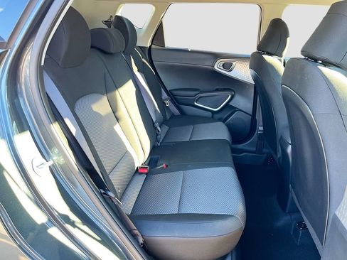 Certified 2025 Kia Soul LX w/ LX Technology Package image 23