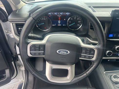 Used 2024 Ford Expedition Max XLT AWD/4WD image 15