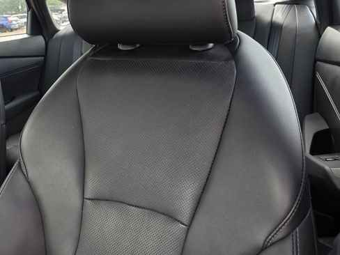 Used 2024 Honda Accord Sport image 17