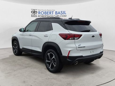 Used 2022 Chevrolet TrailBlazer RS image 3