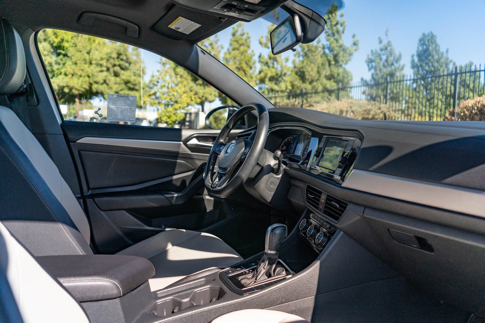 Used 2019 Volkswagen Jetta R-Line FWD image 22