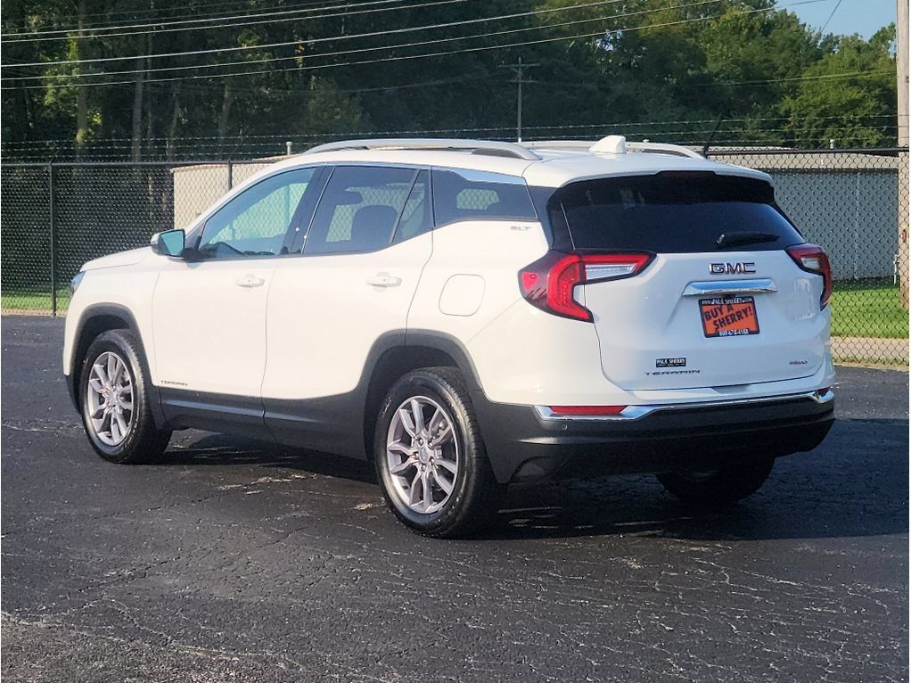 Used 2024 GMC Terrain SLT w/ Tech Package AWD/4WD image 10