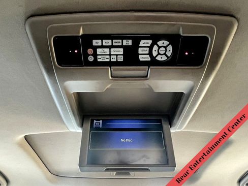 Used 2016 Honda Pilot Touring image 32