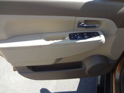 Used 2012 Jeep Liberty Sport AWD/4WD image 11