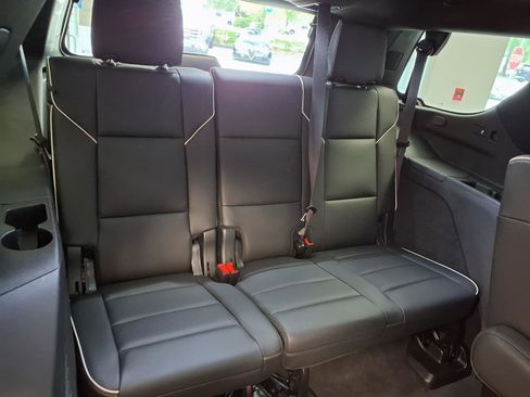 Certified 2024 Cadillac Escalade Sport AWD/4WD image 15