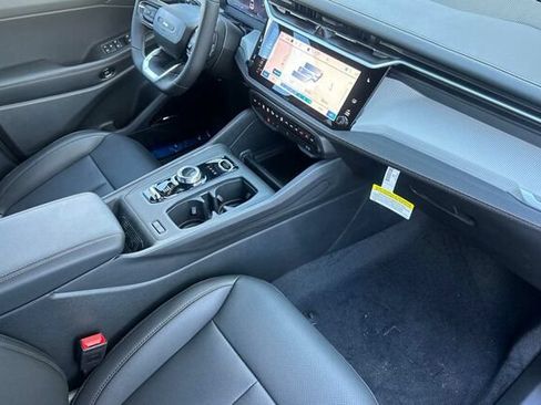 New 2026 Jeep Cherokee Limited AWD/4WD image 16