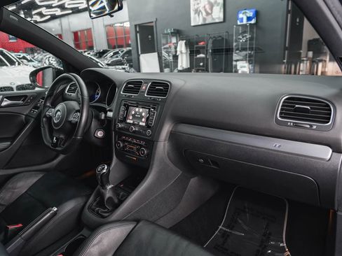 Used 2012 Volkswagen Golf 4-Door image 50