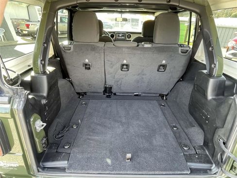 Used 2021 Jeep Wrangler Unlimited Sport image 11