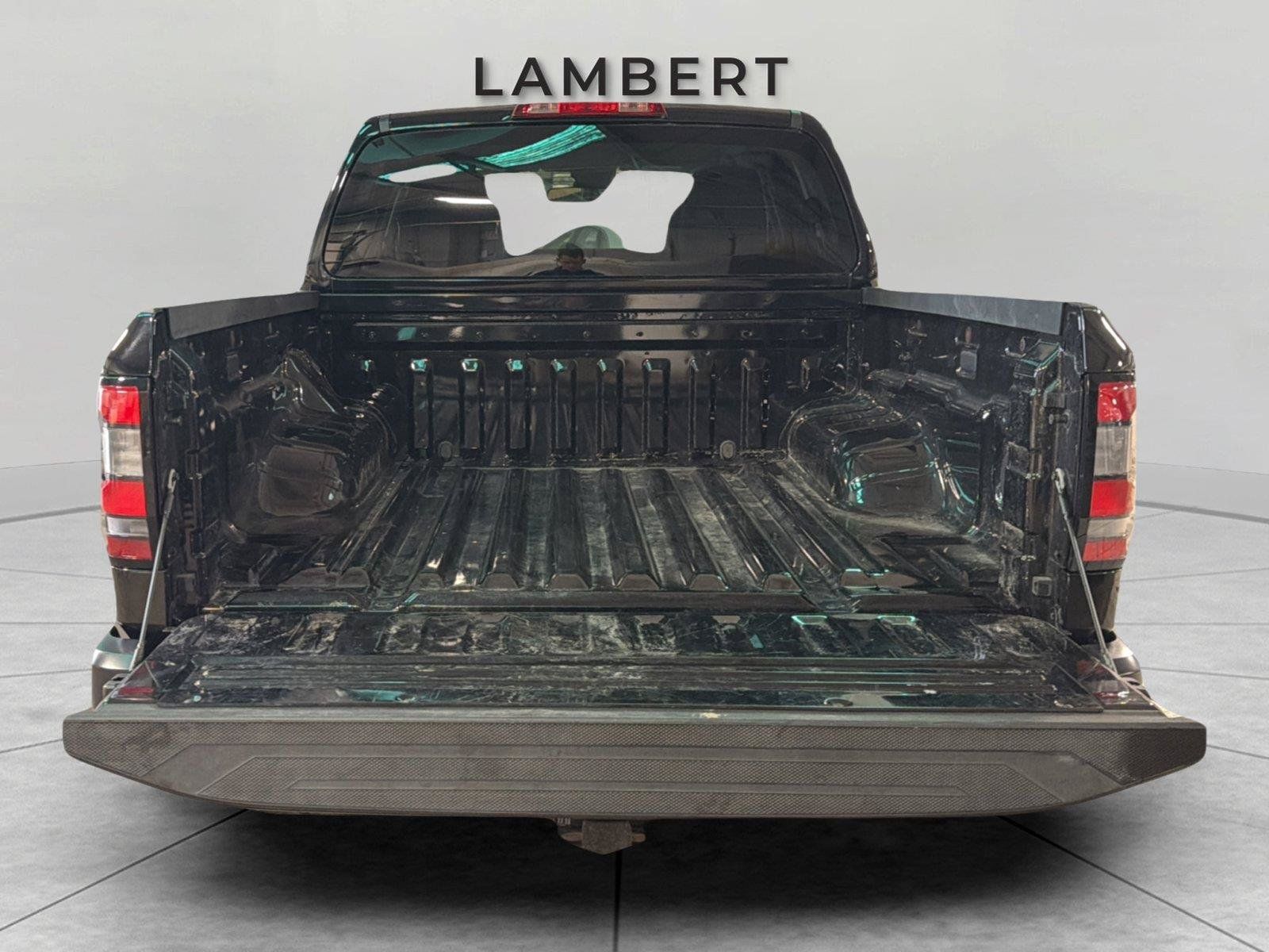 Used 2022 Nissan Frontier S w/ Technology Package AWD/4WD image 18