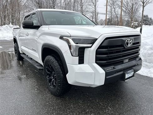 Used 2023 Toyota Tundra SR5 w/ SR5 Premium Package image 2