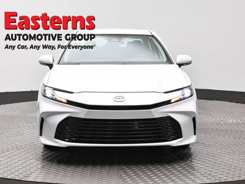 Used 2025 Toyota Camry LE FWD image 2