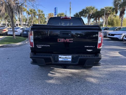 Used 2018 GMC Canyon Denali image 5