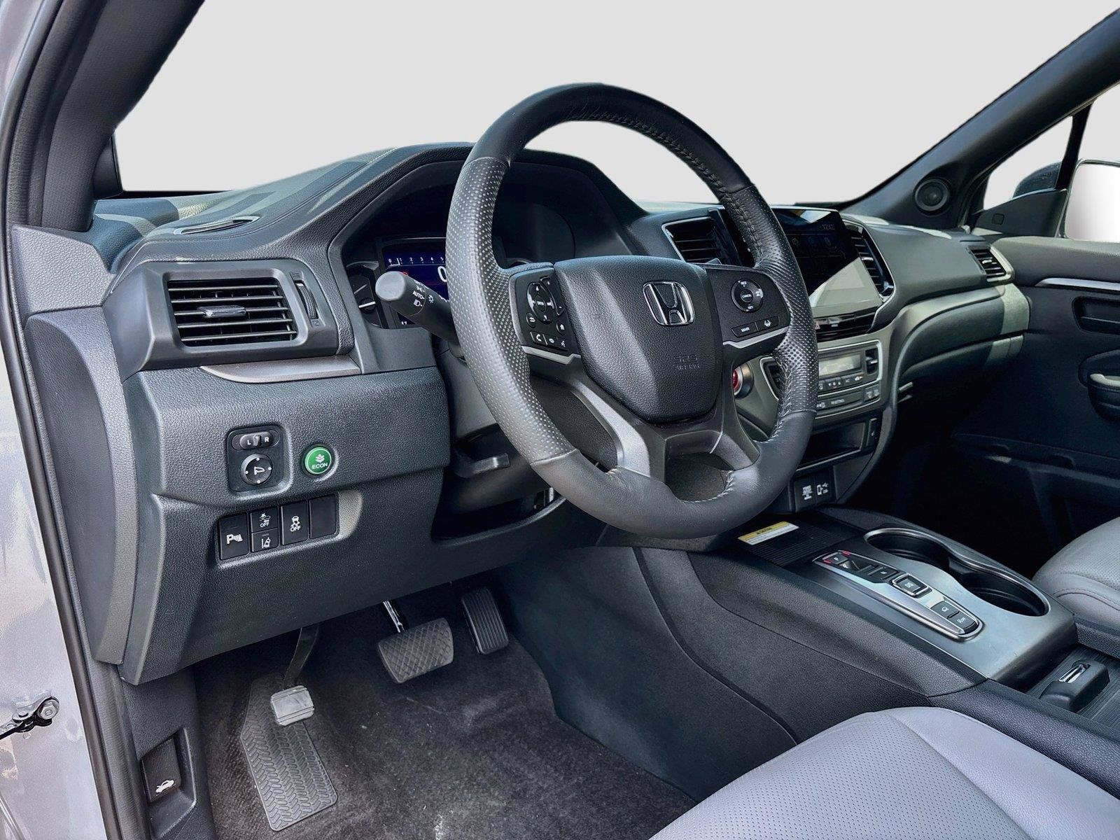 Certified 2023 Honda Passport EX-L image 10
