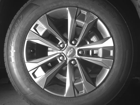 Used 2025 Chevrolet Equinox LT image 13