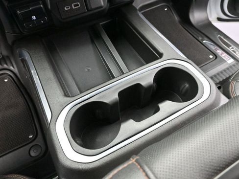 Used 2022 GMC Sierra 2500 AT4 w/ AT4 Preferred Package image 26