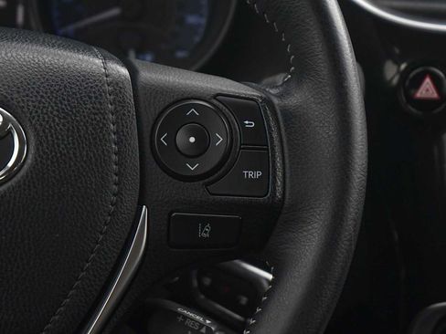 Used 2018 Toyota Corolla iM FWD image 18
