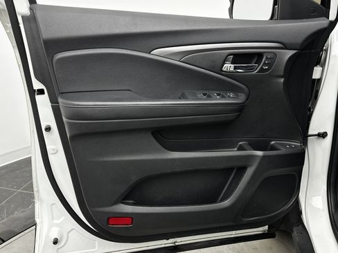 Used 2022 Honda Pilot EX-L image 11