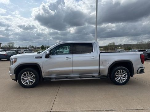 Used 2019 GMC Sierra 1500 SLT w/ SLT Premium Package image 9