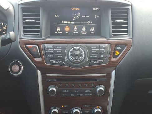 Used 2020 Nissan Pathfinder Platinum AWD/4WD image 6
