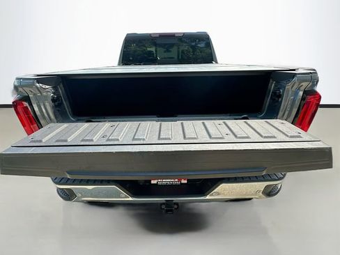 Used 2020 GMC Sierra 1500 SLT w/ SLT Premium Plus Package AWD/4WD image 37