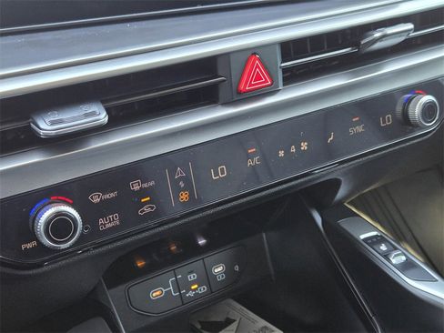 New 2026 Kia Sorento S image 14