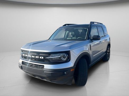 Used 2022 Ford Bronco Sport Outer Banks w/ Tech Package AWD/4WD image 14