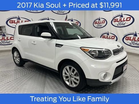 Used 2017 Kia Soul + FWD image 1