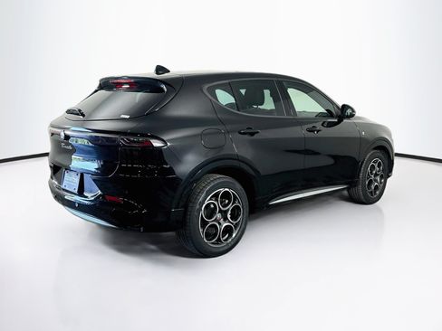 Used 2024 Alfa Romeo Tonale Ti AWD/4WD image 9
