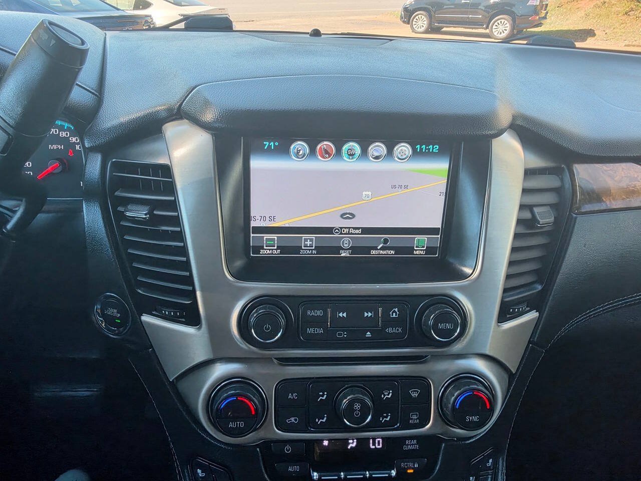 Used 2017 GMC Yukon XL Denali w/ Open Road Package RWD image 28