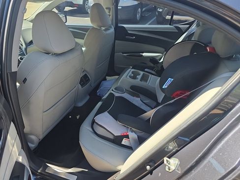 Used 2016 Acura TLX FWD image 6