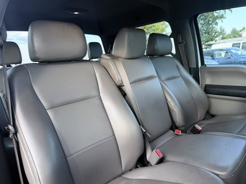 Used 2017 Ford F250 XL w/ Power Equipment Group AWD/4WD image 19