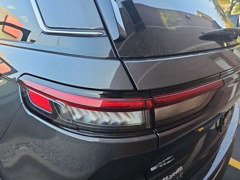 New 2025 Jeep Grand Cherokee Limited w/ Trailer Tow Package image 34