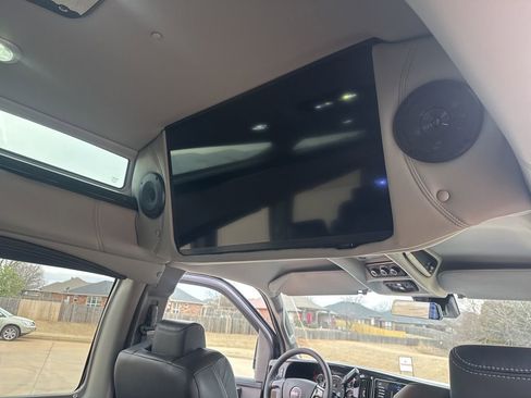 New 2025 GMC Savana 2500 Extended w/ Driver Convenience Package RWD image 44
