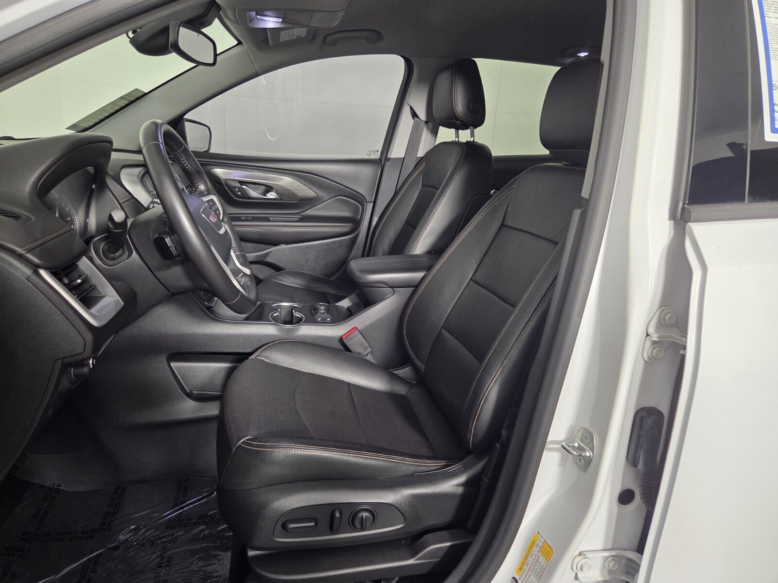 Used 2020 GMC Terrain SLT FWD image 9