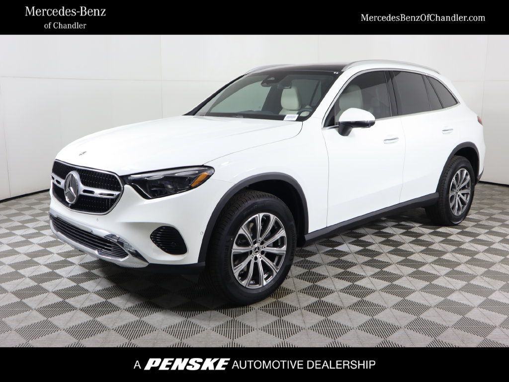 Certified 2026 Mercedes-Benz GLC 300 image 1
