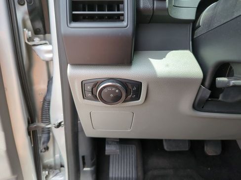 Used 2017 Ford F150 XL w/ Equipment Group 101A Mid RWD image 24