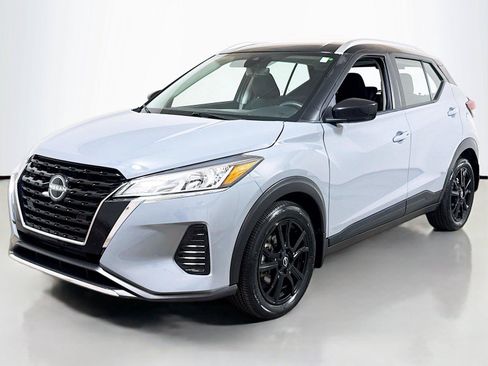 Used 2024 Nissan Kicks SV w/ Interior Electronics Package FWD image 1