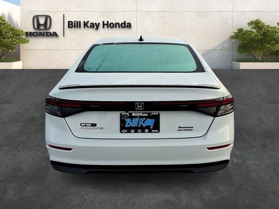 Used 2023 Honda Accord Sport image 4