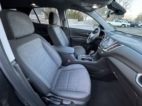 Used 2022 Chevrolet Equinox LT image 29