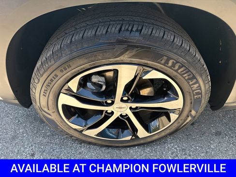 Used 2024 Chevrolet Trax RS w/ Driver Confidence Package FWD image 10