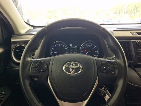 Used 2016 Toyota RAV4 XLE AWD/4WD image 27