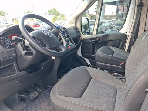 Used 2021 RAM ProMaster 2500 FWD image 14